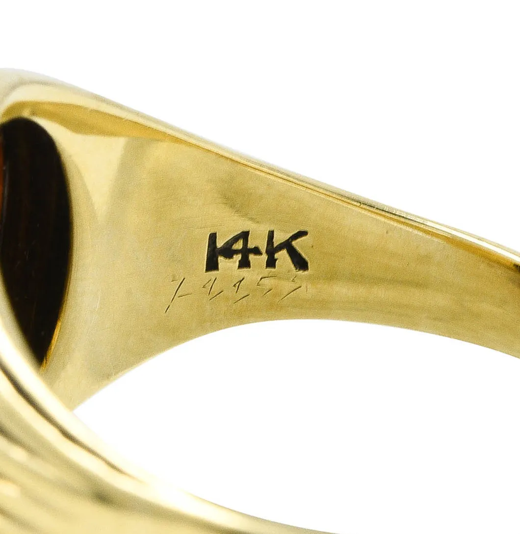 Art Deco Egyptian Revival Banded Agate 14 Karat Yellow Gold Pharaoh Intaglio Unisex Signet Ring